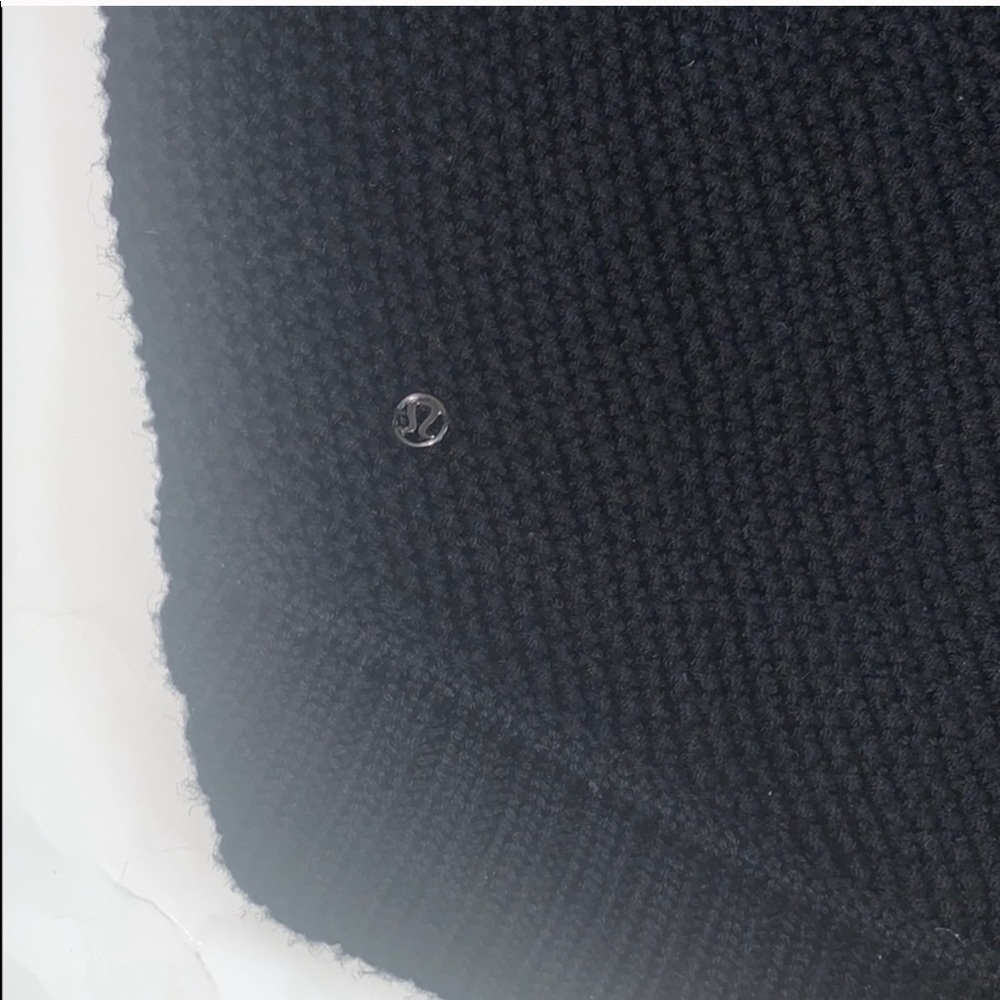 Lululemon Sweater - Picture 5 of 5